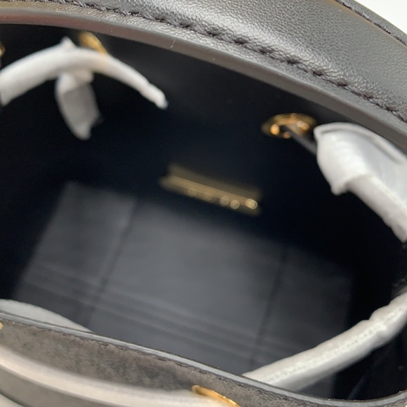 MICHAEL KORS MERCER Small Logo Bucket crossbody Bag Black signature color - Picture 14 of 16